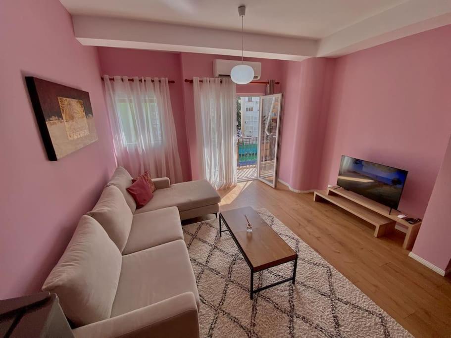 Coral Apartment - City Center Tirana Exterior photo