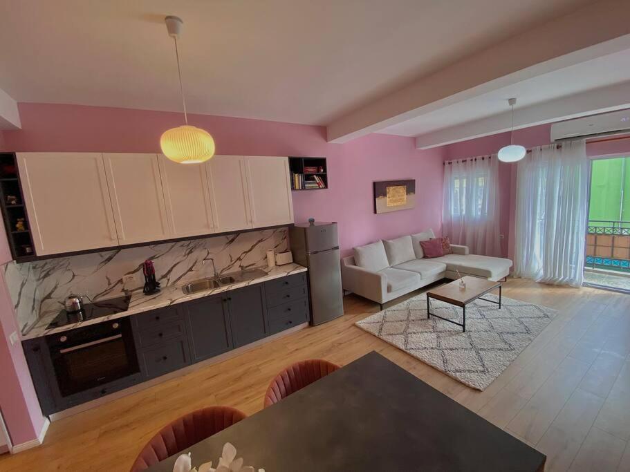 Coral Apartment - City Center Tirana Exterior photo